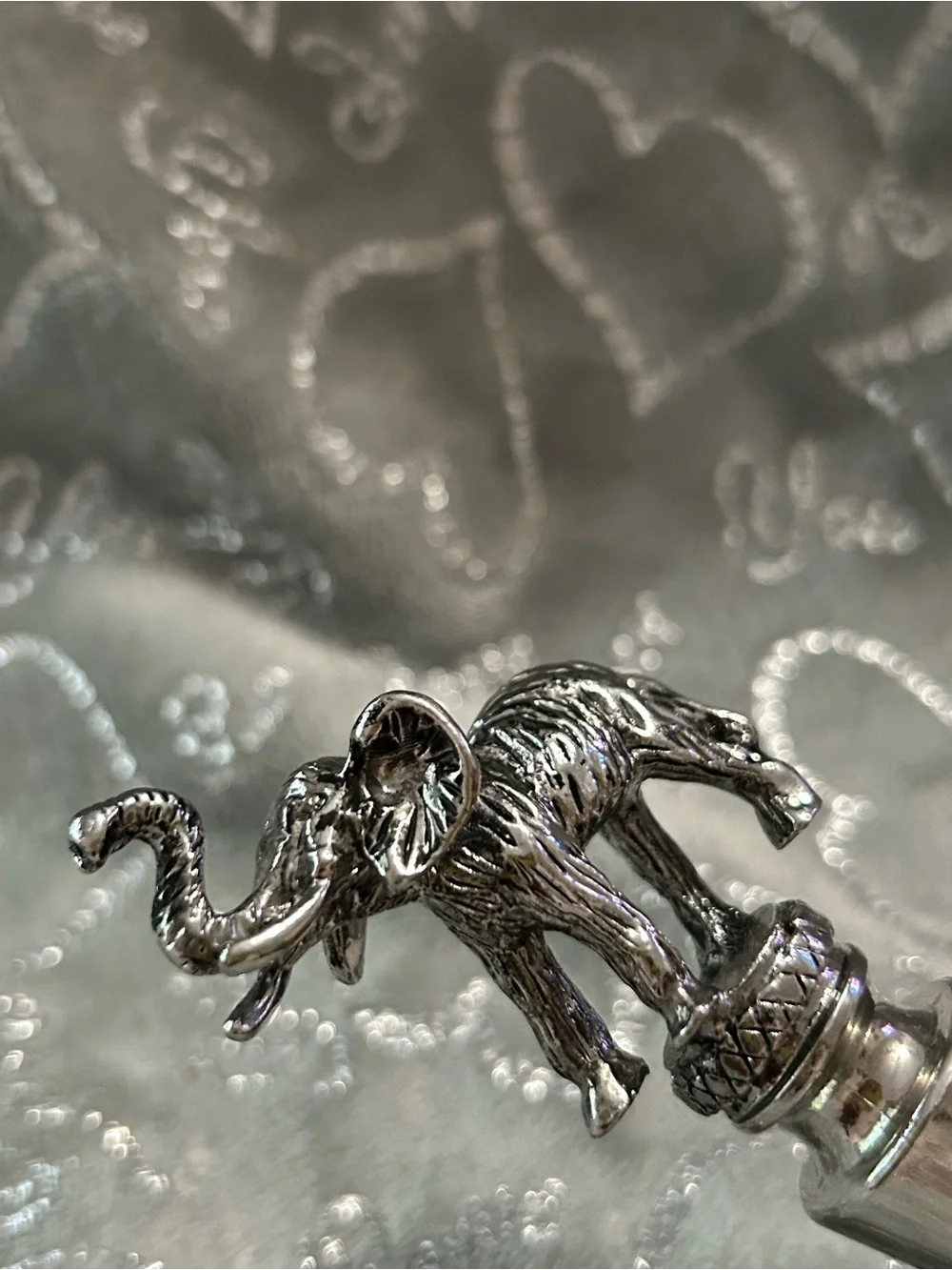 NEW Vintage Silver Elephant Wine Bottle Stopper by Cooper Hawk